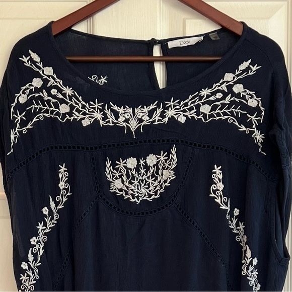 DEX Plus Size 2X Navy Dress, Lining, Beach Cover Up With White Embroidery - Picture 9 of 10